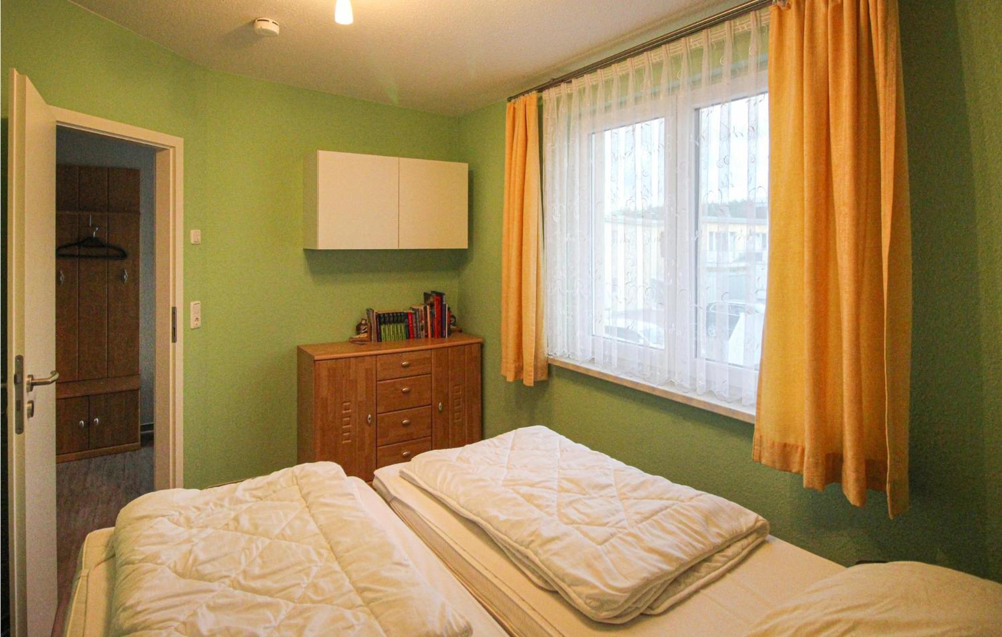 Nice apartment in Graal-Mritz with 1 Bedrooms&WiFi Buitenkant foto